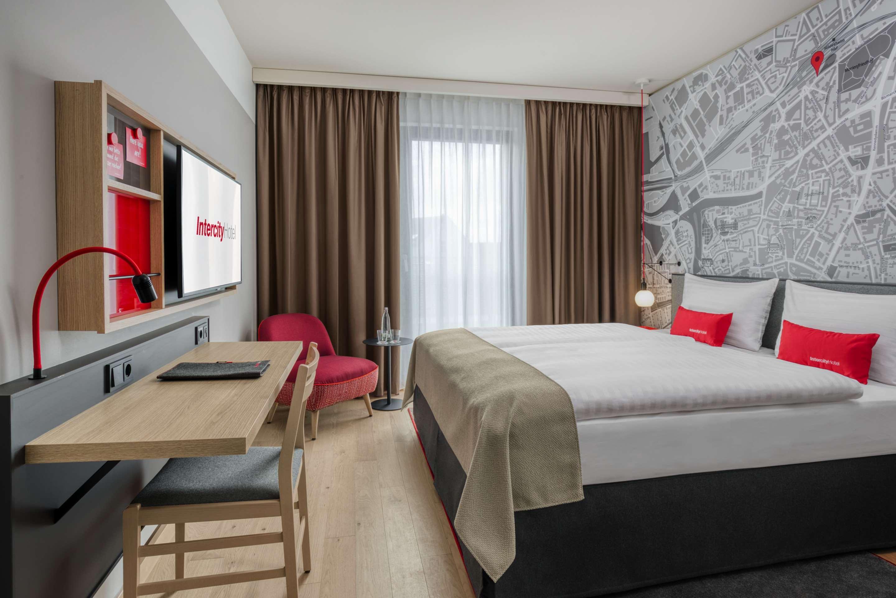 Hotel Intercityhotel 4*