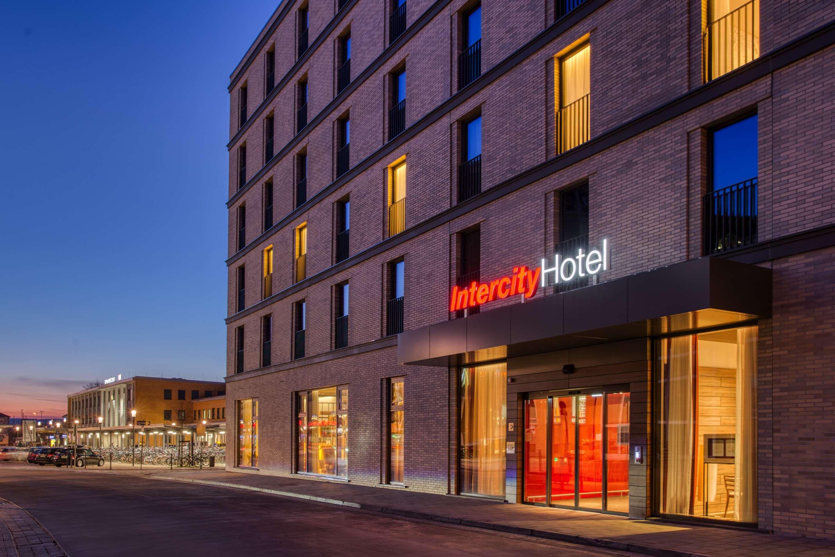 Intercityhotel Hotel 4*